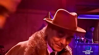 Lilith et Estelle Laurence&comma; deux chiennes soumises bien bais&eacute;es