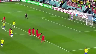 Neymar fodendo com o psicol&oacute;gico do goleiro da Cor&eacute;ia do Sul